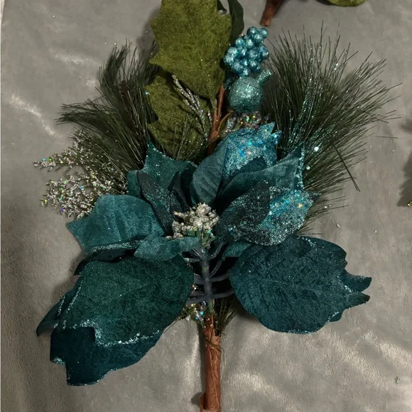Lot of turquoise Christmas ornaments - Picture 8 of 12